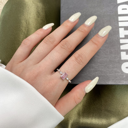 [Vivid Aurora]1.0 Carat Dainty Resplendent Radiant Cut Daily Ring